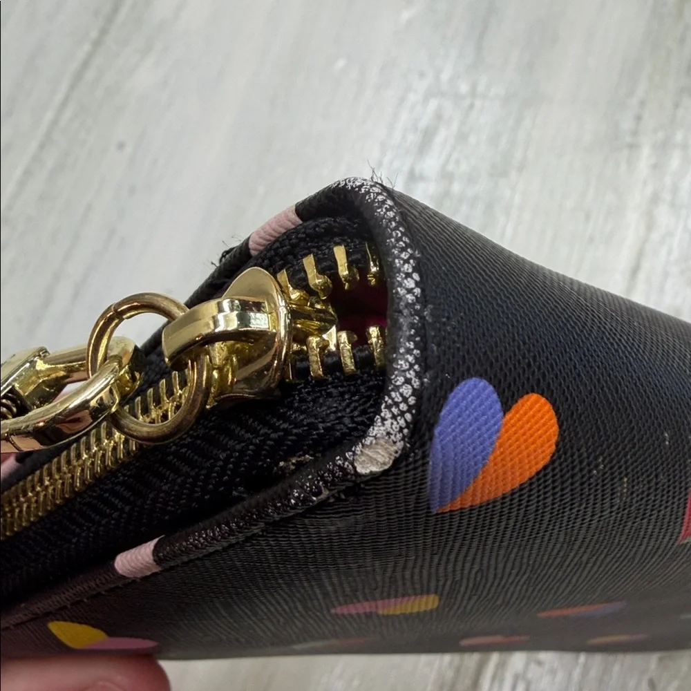 π5/$25 SALE!π Betsy Johnson Rainbow Hearts on Black Faux Leather Zip Up Wallet - Picture 7 of 14